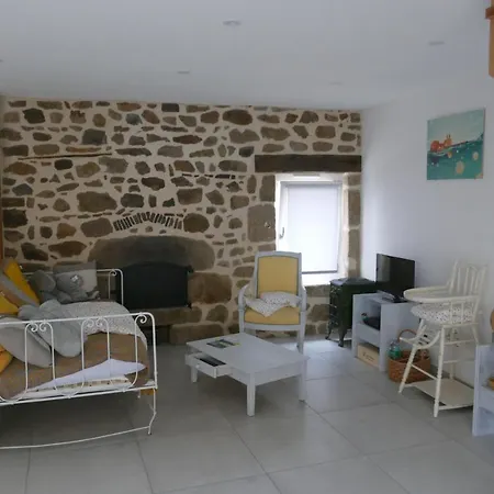 بيت للعطل La Bergerie Des Moureres