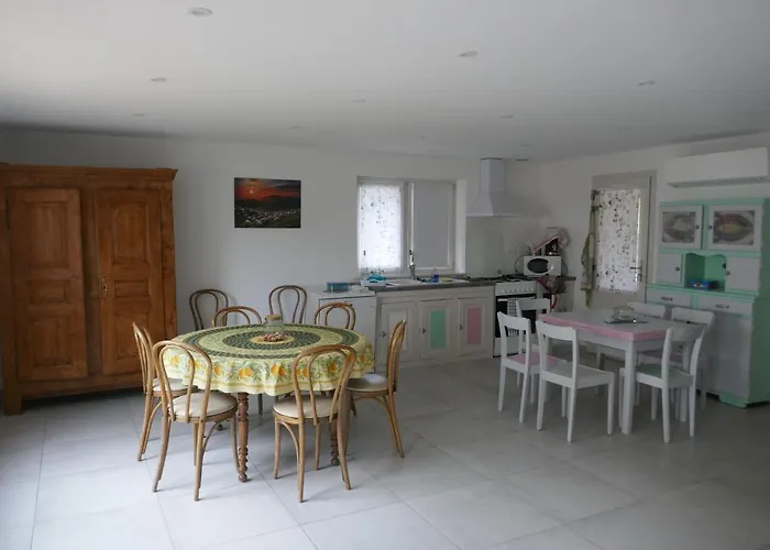 La Bergerie Des Moureres * Trezioux